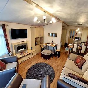 Mobilhomes 6 Et 8 Personnes Aven Kerlann Draps Fournis Pont-Aven